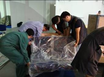 5ad68cba5741c.jpg 1展臺搭建的場景.jpg