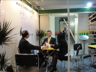 5ad68ce1f163b.jpg 4龐巴迪客人Michel Persoon先生.jpg