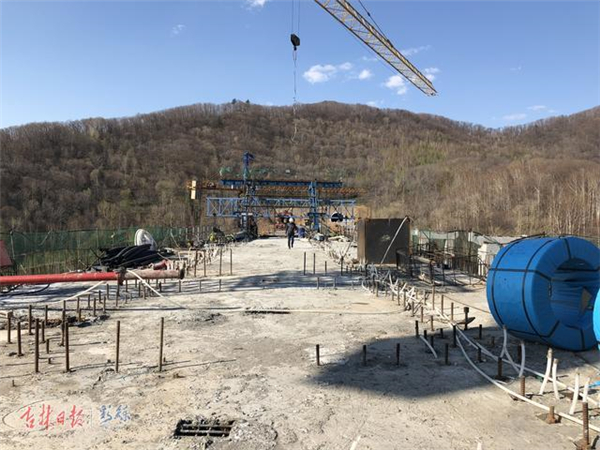 5ae26f89aace9.jpg 7.jpg