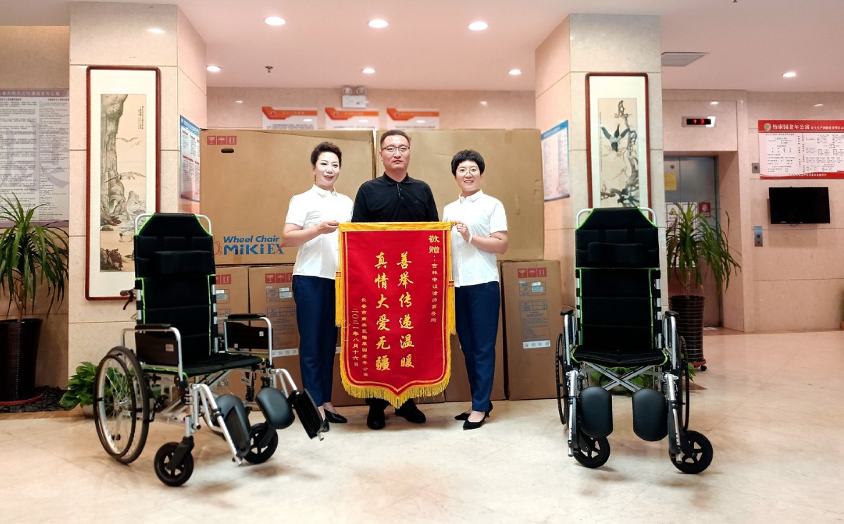 611b580da0df5.jpg 2.jpg